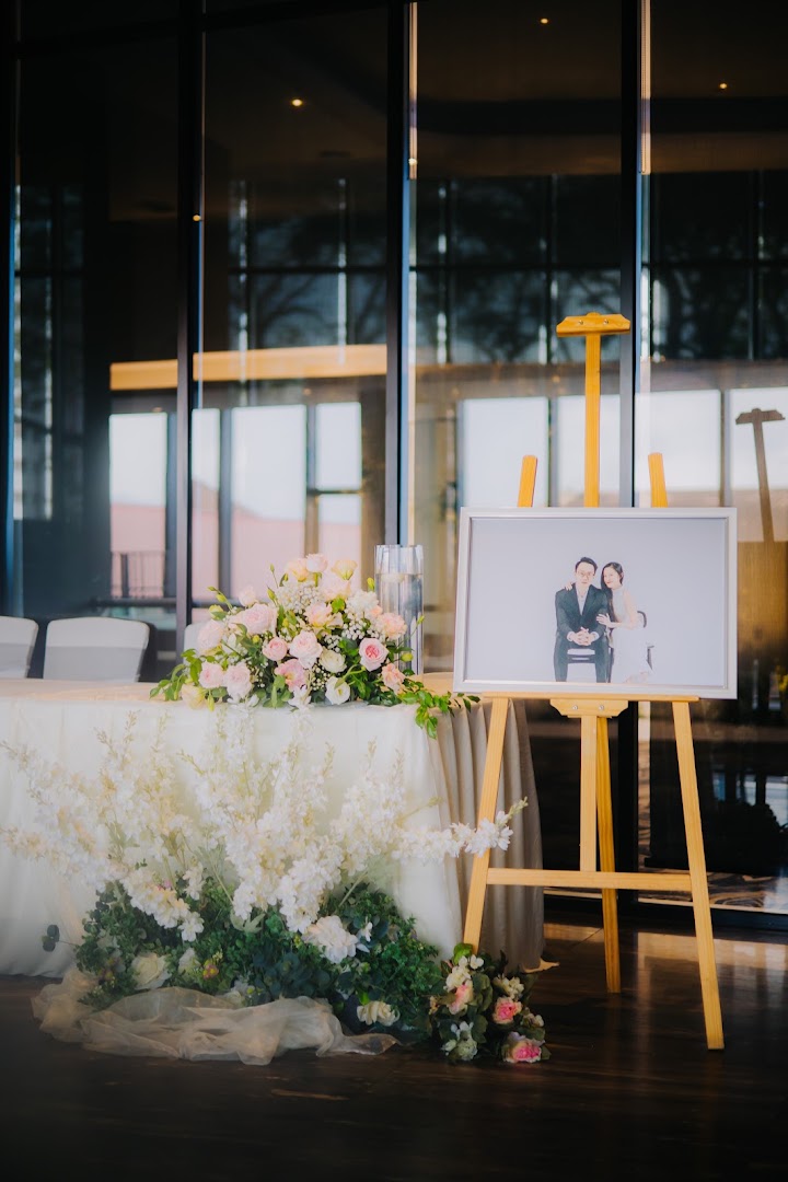 Seven Days Flower gallery photo