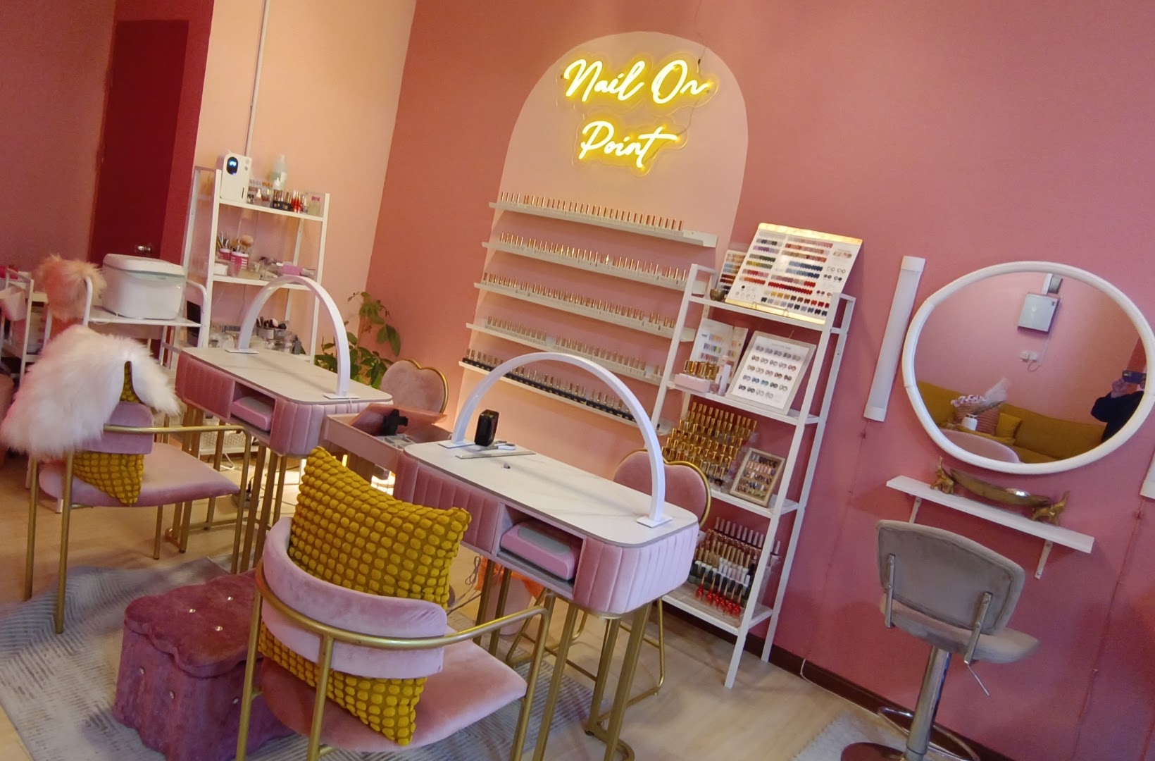 Sisters Skin Studio gallery photo