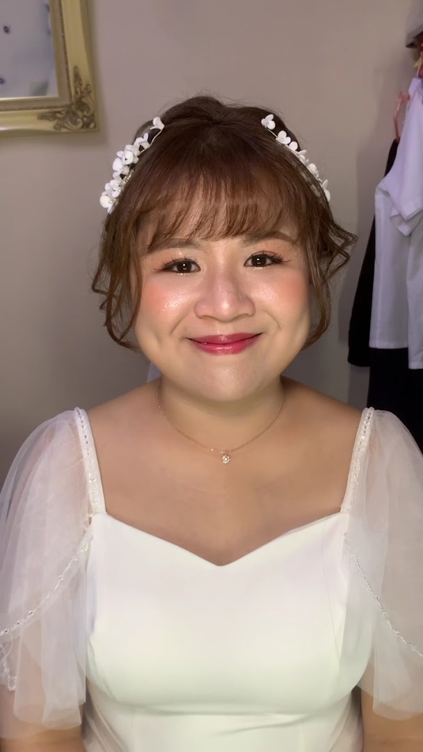 Specialized Bridal Make Up新娘化妆 gallery photo