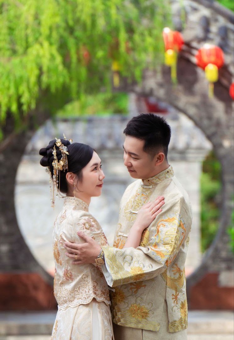 Specialized Bridal Make Up新娘化妆 gallery photo