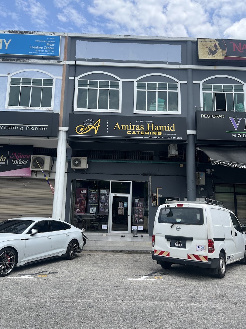 Studio Raya Saddiq gallery photo