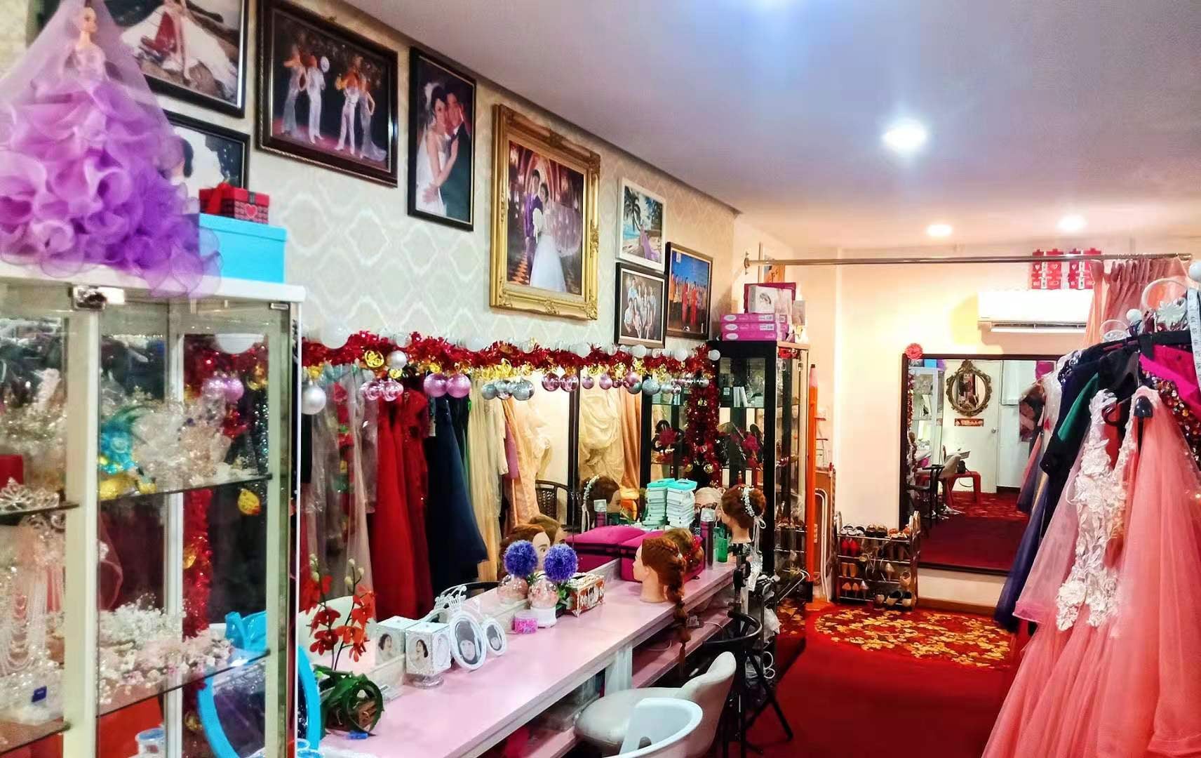 Superstar Bridal Studio gallery photo