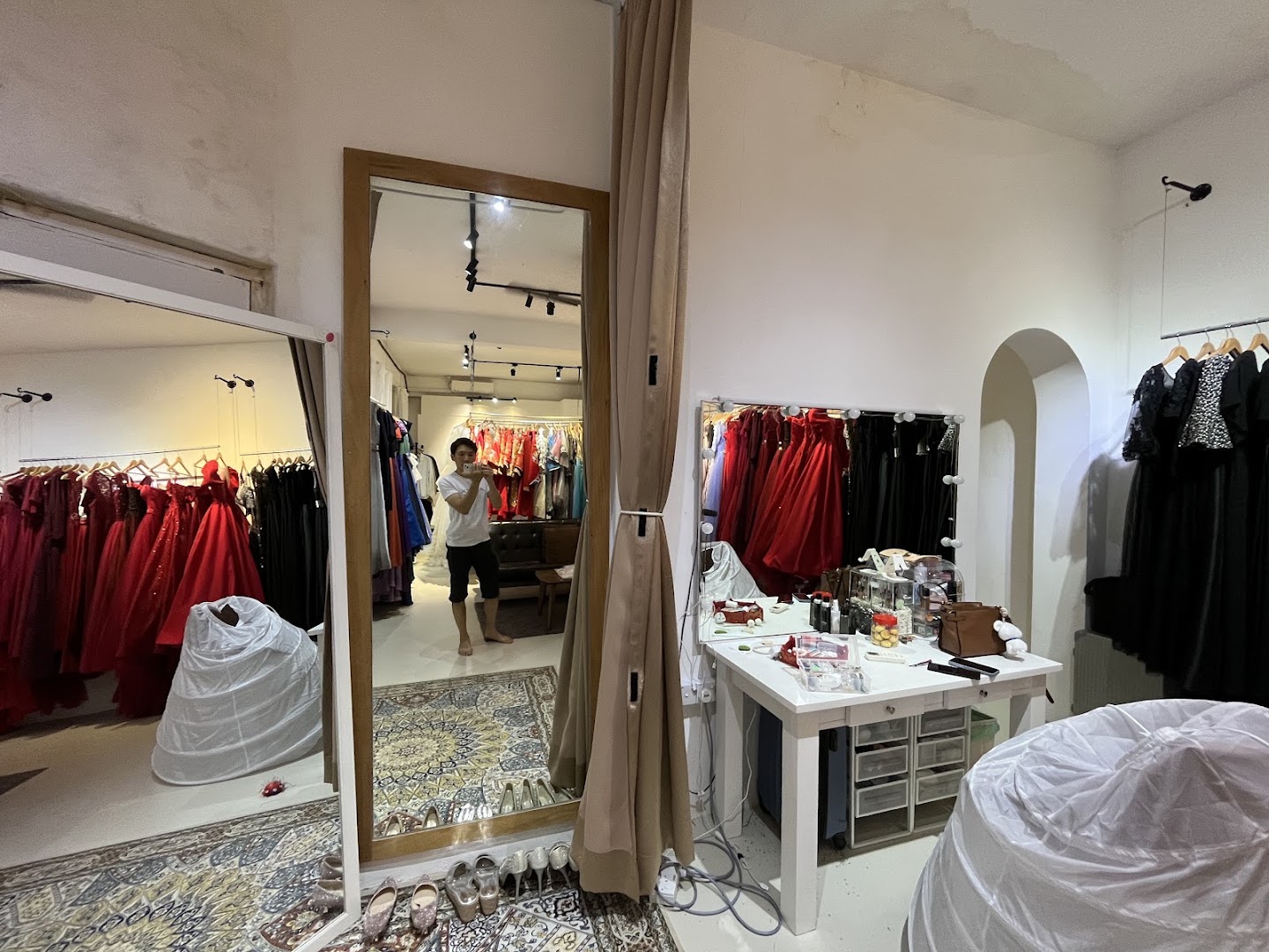 The E wedding Gowns gallery photo
