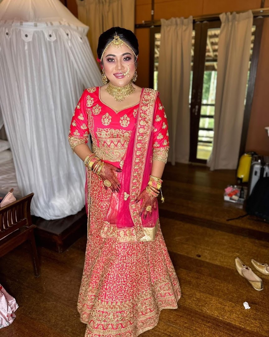 VJSRI’S SPARKLING BEAUTY (Professional Bridal Makeup) gallery photo