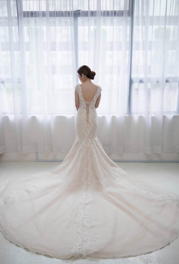 Vows & Belle Bridal Gallery gallery photo