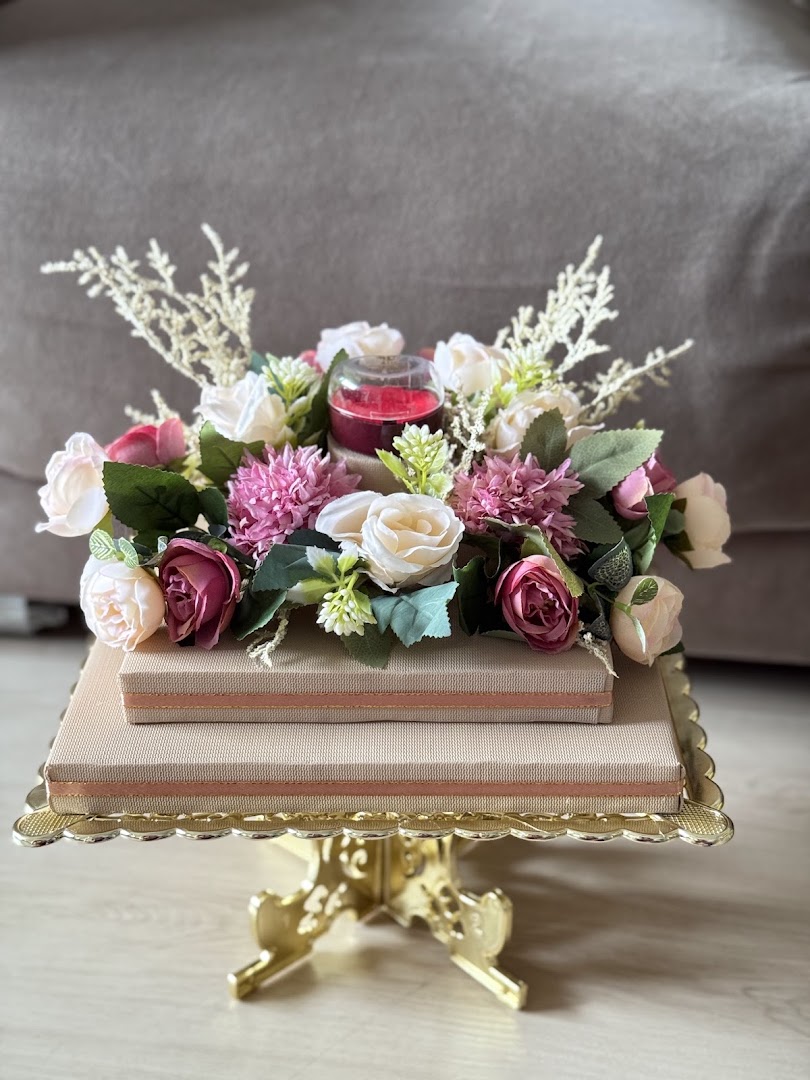 Wedding Car Decoration & Flower Gift Bouquet gallery photo