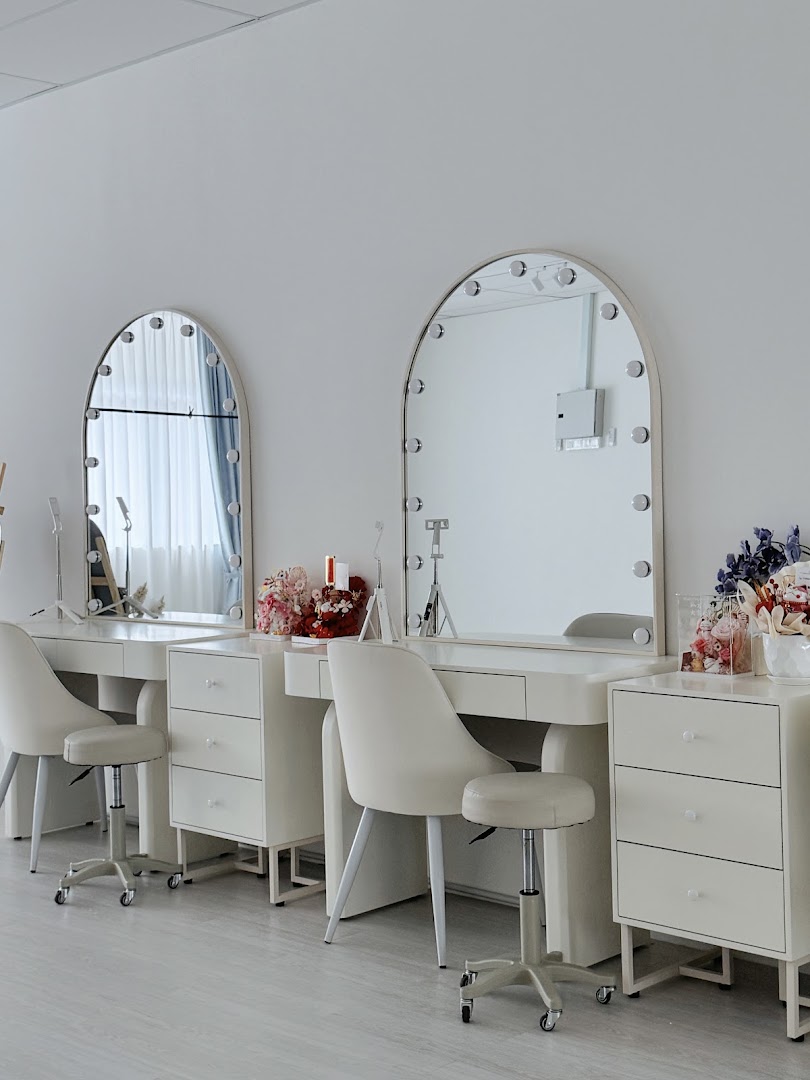 Yiwen Makeup Studio gallery photo